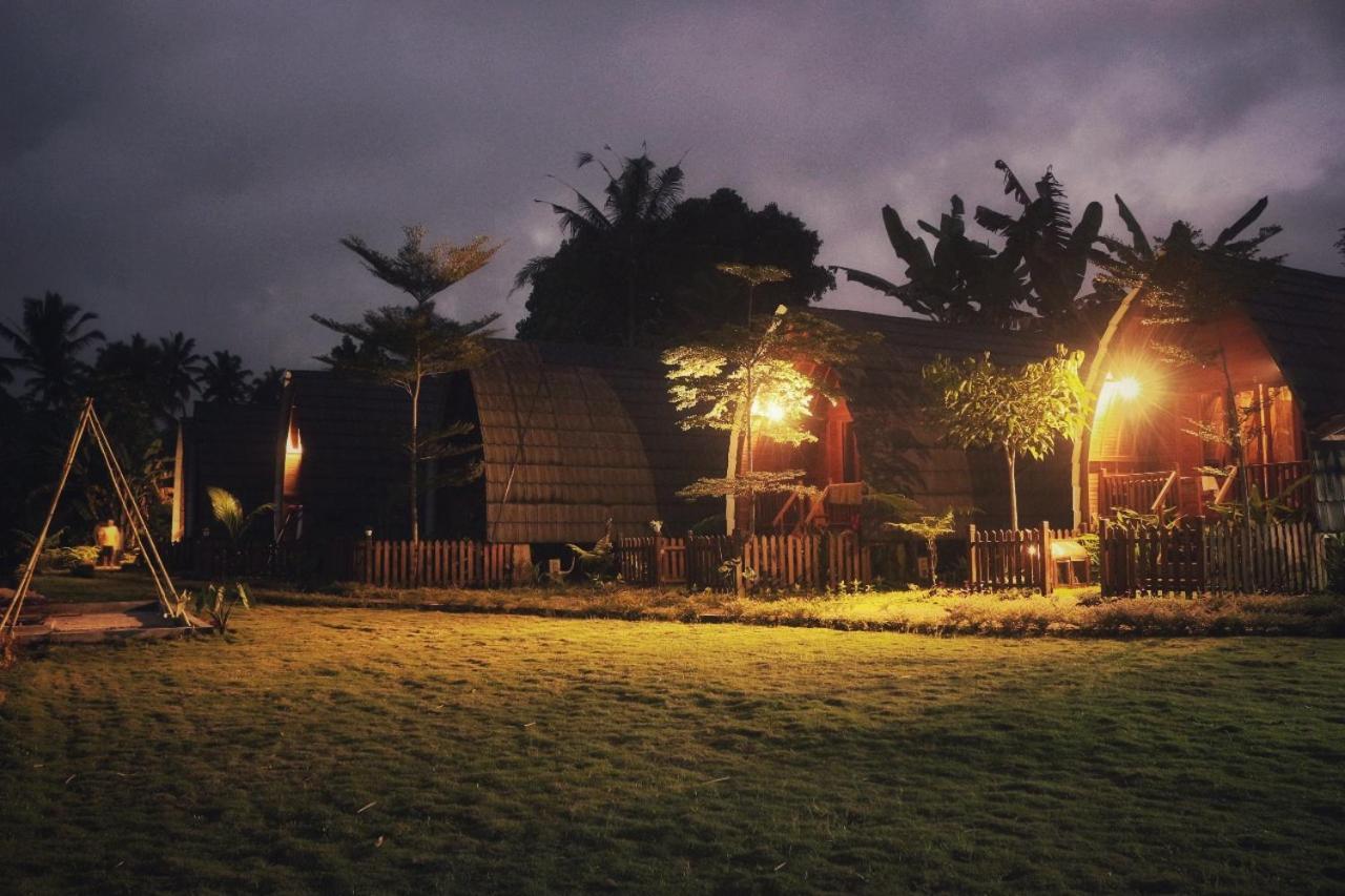 Omah Bapak Ijen Eco House Hotel Licin ภายนอก รูปภาพ